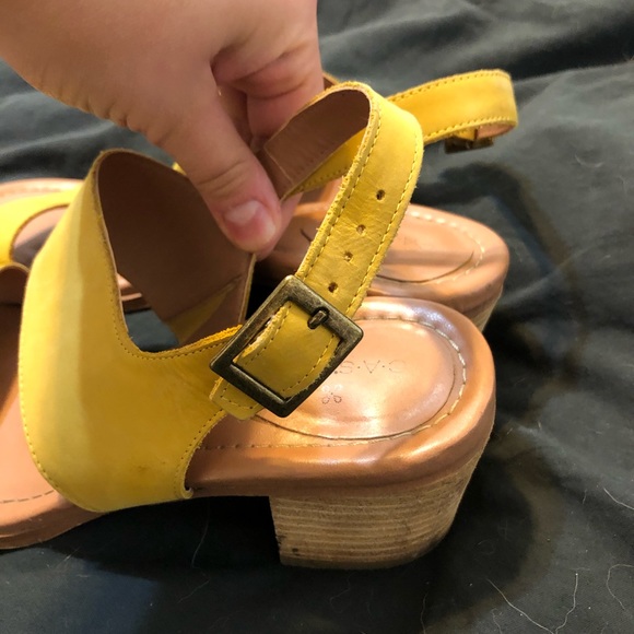 'Carden' Block Heel Slingback Sandal by Caslon - Picture 7 of 9